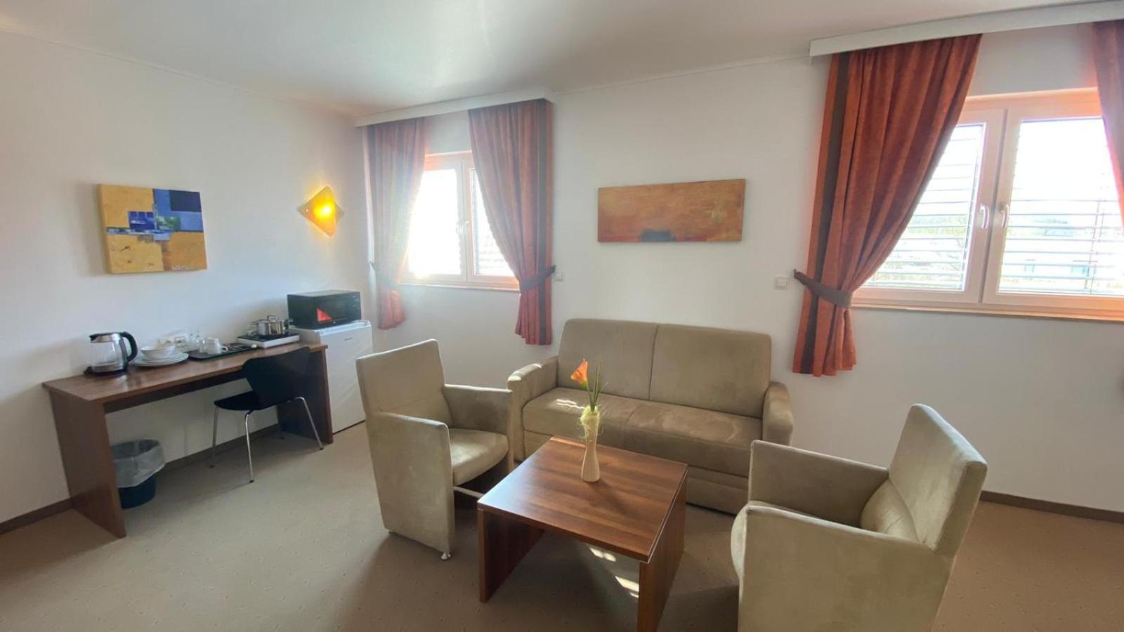 Weinland Hotel Donnerskirchen Room photo